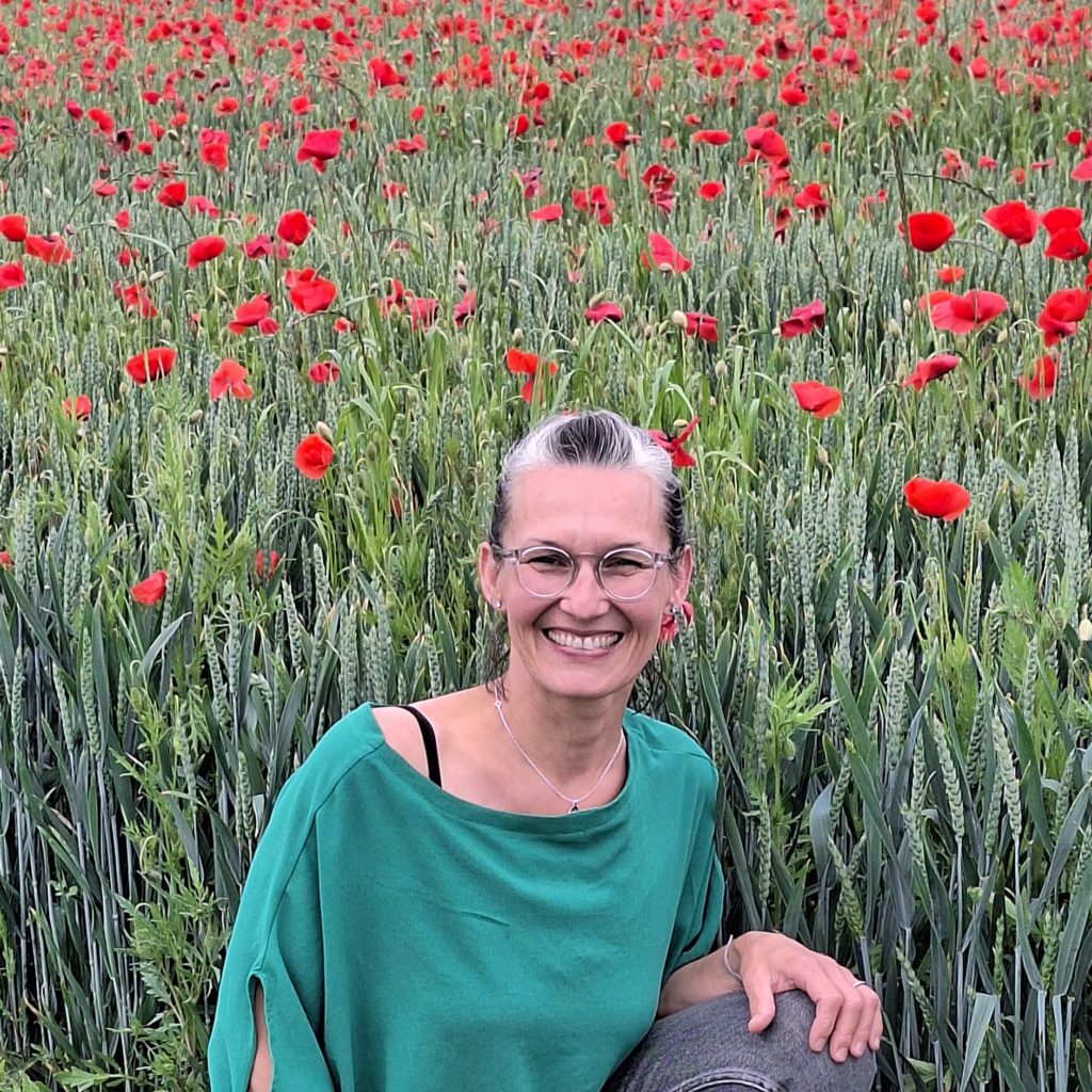 Portrait de Cynthia Barthoulot, accompagnante en ouverture de conscience et alignement personnel